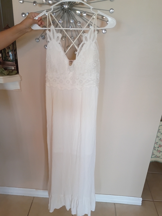 Dresses & Skirts - White Lace Maxi Dress with Crisscross Back